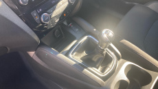 Nissan Qashqai 1.3 DiG-T 160 N-Connecta 5dr Petrol Hatchback